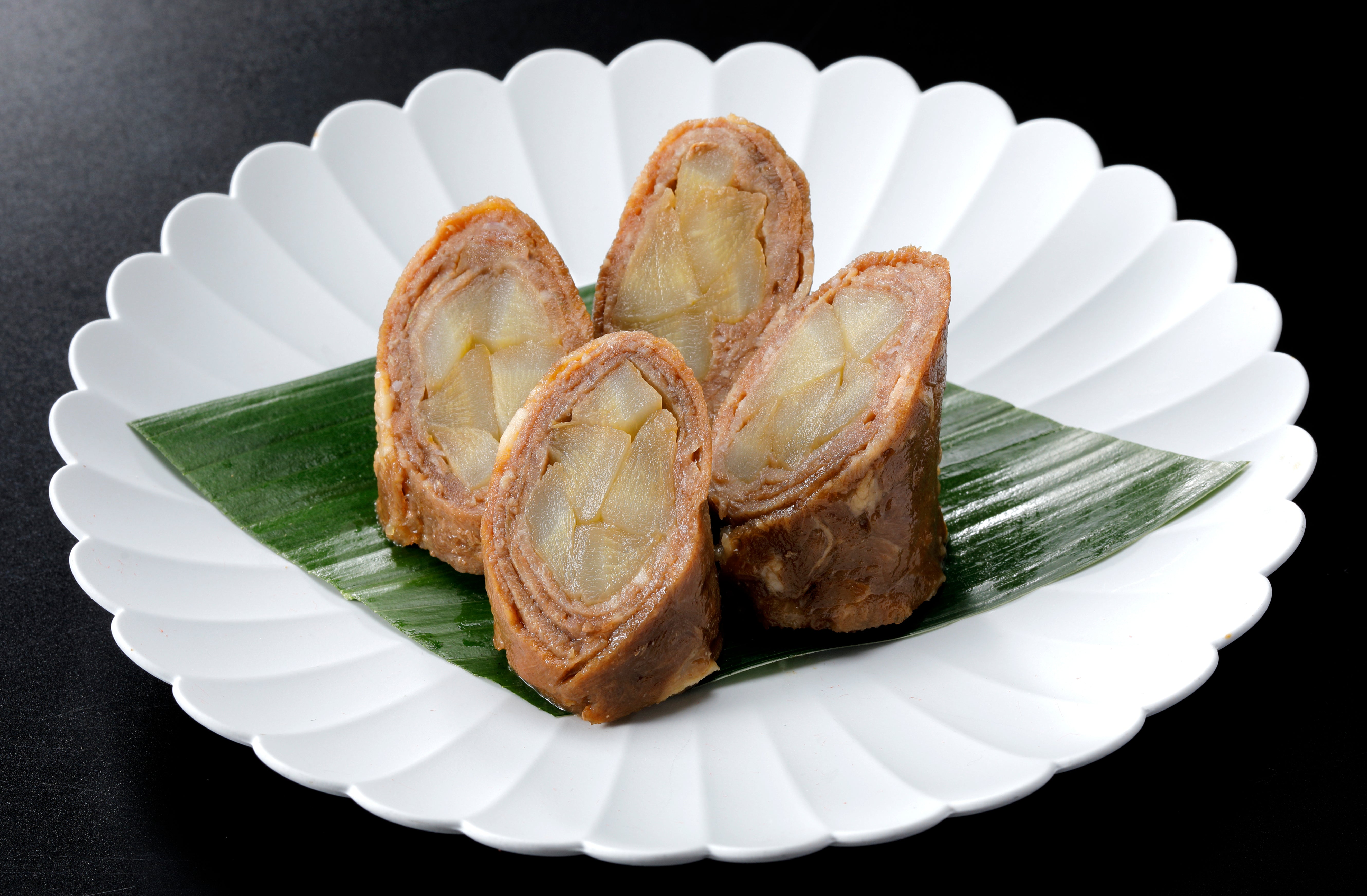 「松」冗談抜きで旨いおせち（20種類+重箱+内容器+ルチル付きお箸2膳+箸置き2個）