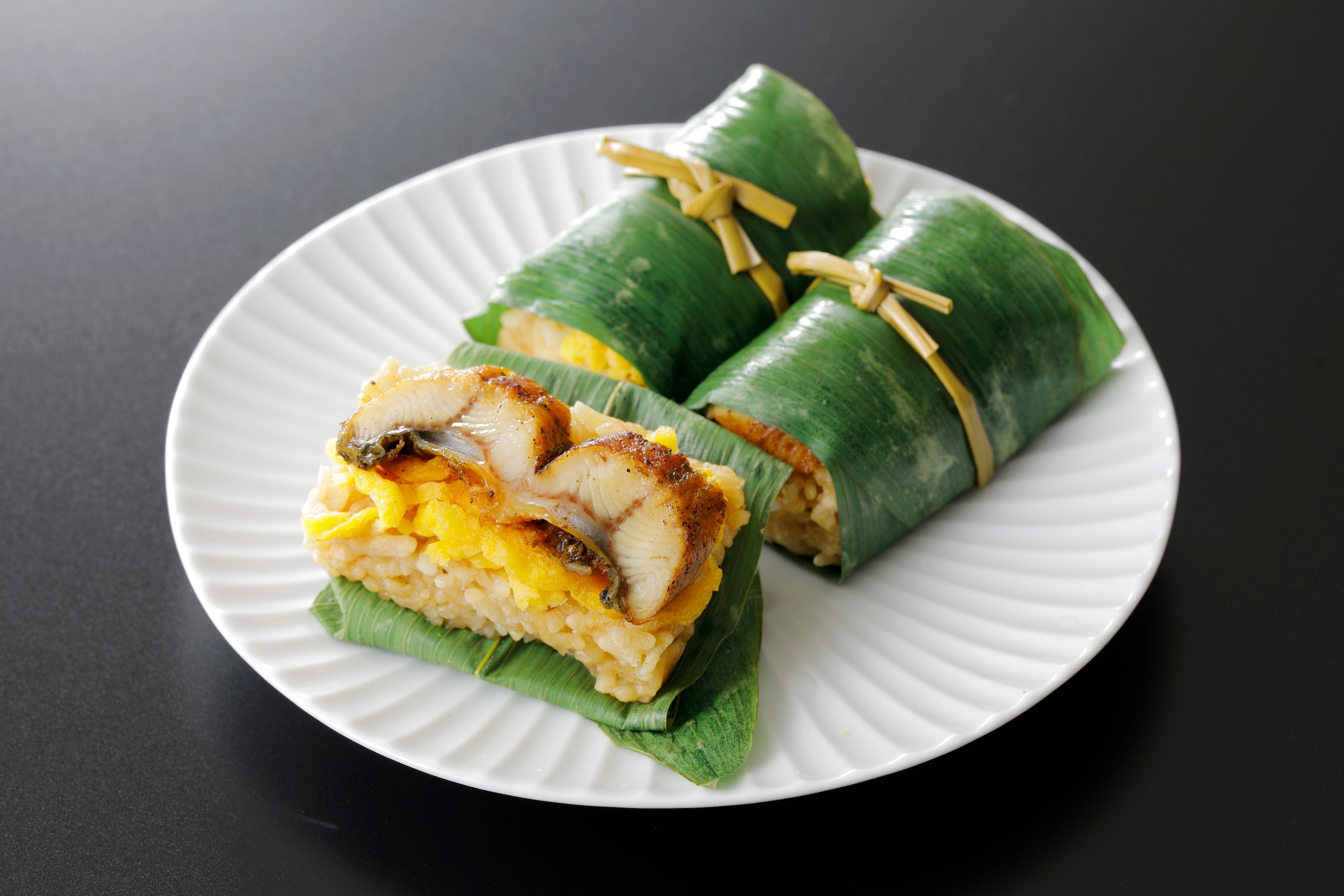 「松」冗談抜きで旨いおせち（20種類+重箱+内容器+ルチル付きお箸2膳+箸置き2個）